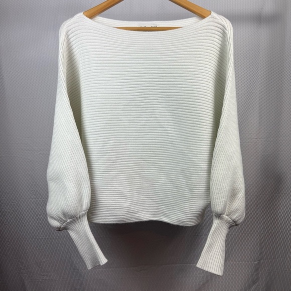 She + Sky White Boat Neck Sweater with Balloon Sleeves Size Medium - Picture 1 of 6